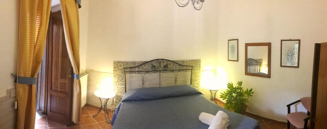 Camere Di Ulisse Эриче Экстерьер фото